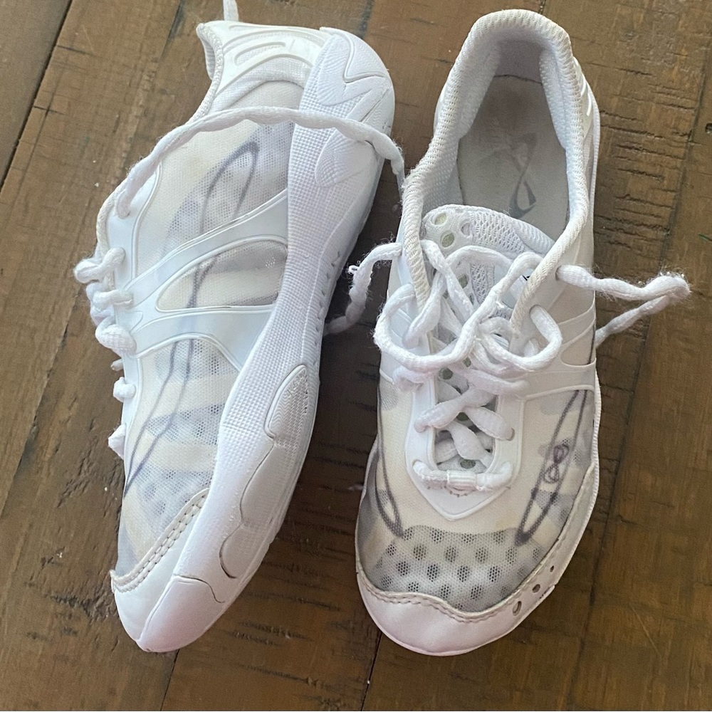 Nfinity Vengeance Cheer Shoes